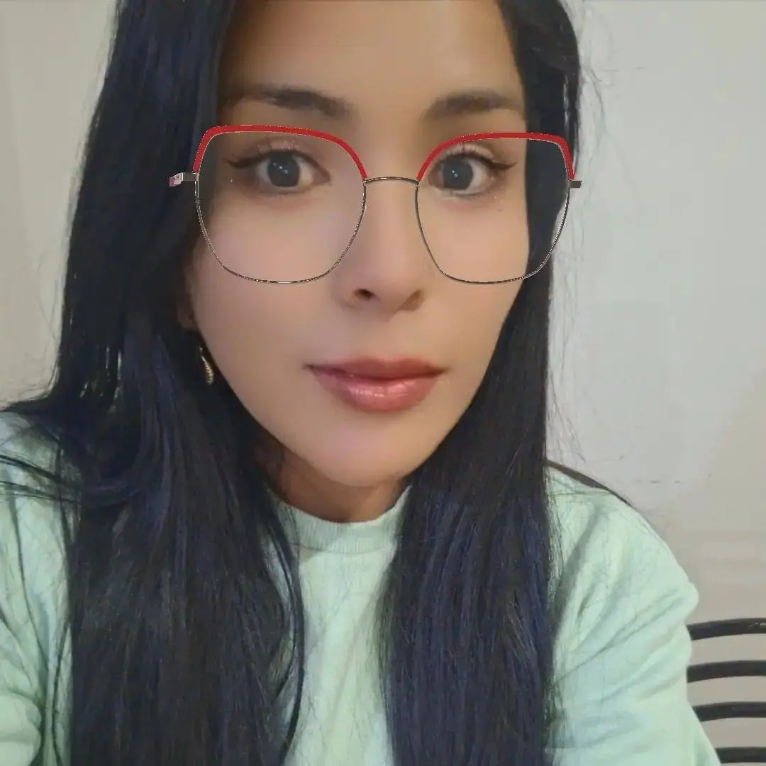 Karla Justiniano  (5/5⭐)